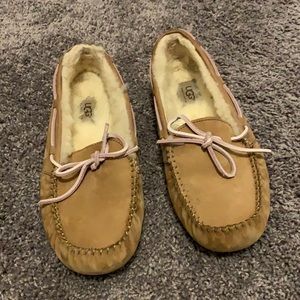 Ugg slipper moccasins